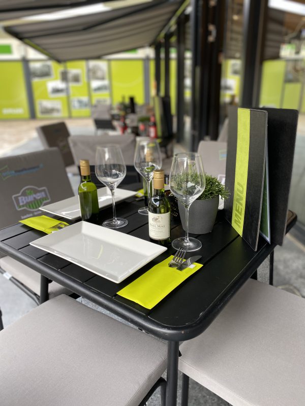 Lekker lunchen bij de Buren in Dommelen